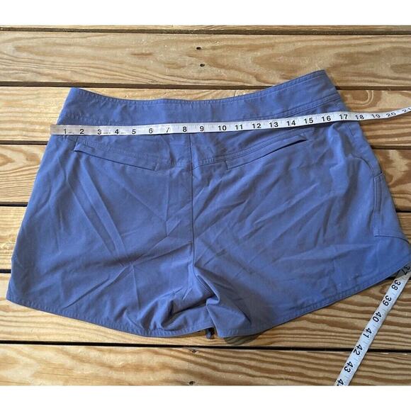 Athleta Athletic Shorts Size 8 Women’s Grey - Picture 8 of 8
